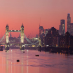 لندن شهری محبوب برای کوله گران و گردشگران از سراسر دنیا | IR4T | یکی از شهرهای قدیمی قاره اروپا است که قدمت آن به دو هزار سال پیش برمی...